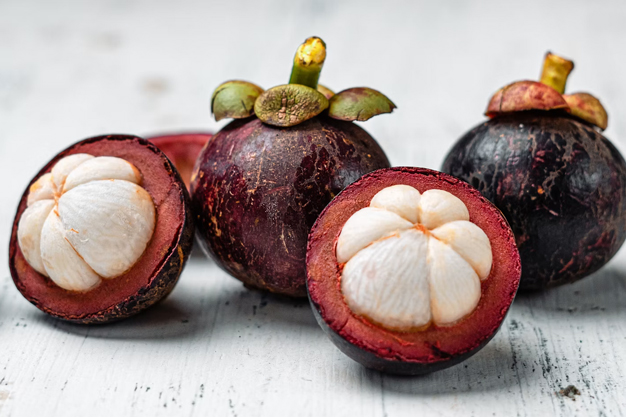 Indonesia-Plants-Mangosteen